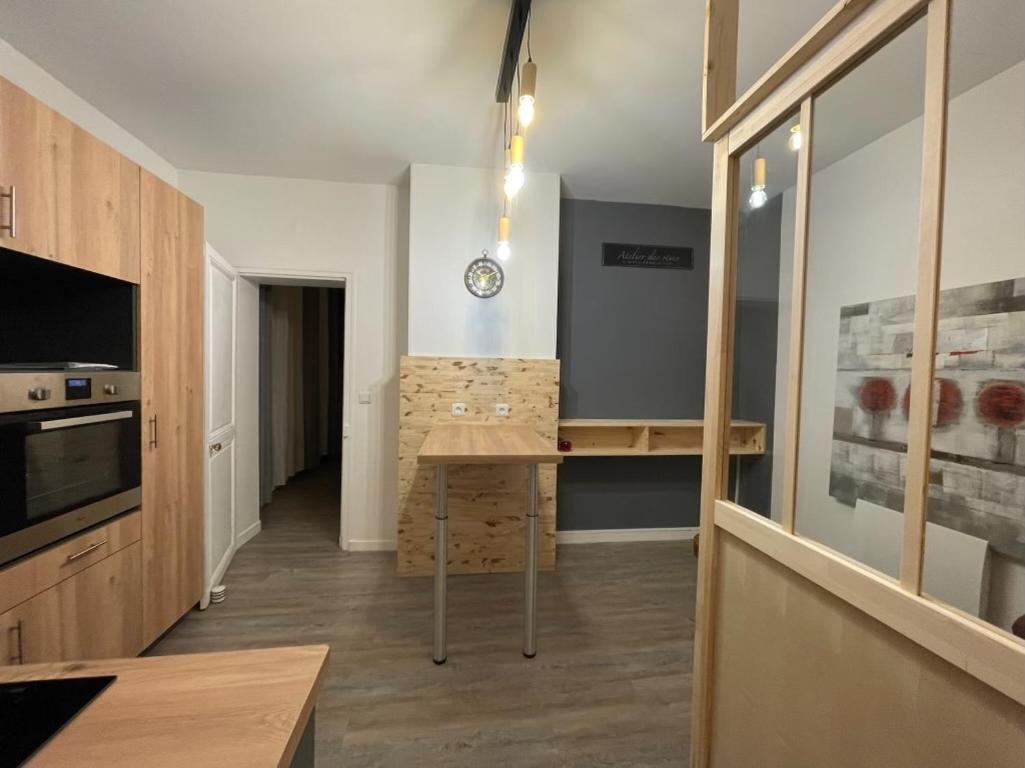 Logement Entier: Appartement Avec Terrasse Quartier De La Gare Amboise Bagian luar foto